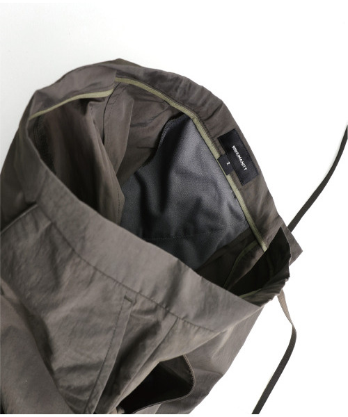 999HUMANITY(999ヒューマニティ)の「ナイロンイージーパンツ(カーキ)(スウェットパンツ・レディース・その他・4(XL)/3(L)/2(M)/1(S)/0(XS))」の6枚目の写真