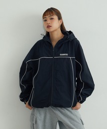 XLARGE(�G�N�X�g�����[�W)��CURVED NYLON JACKET(�u���]��)