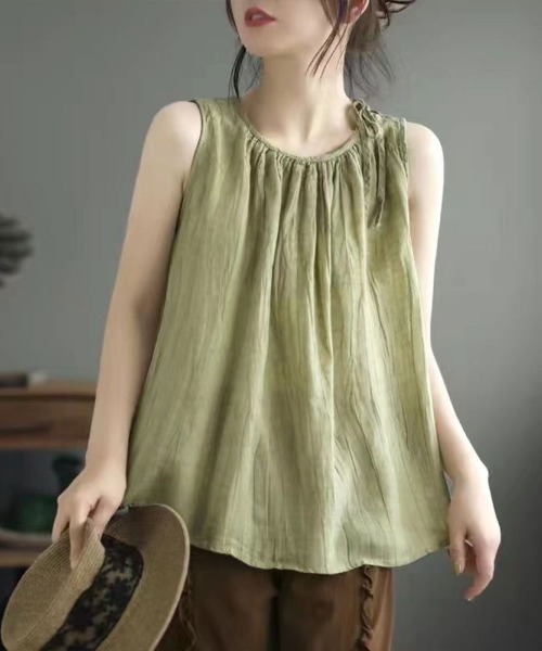 Flugge(フラッジー)の「ギャザーノースリーブトップス(その他トップス・レディース・ベージュ/グリーン・MEDIUM/LARGE)」の9枚目の写真