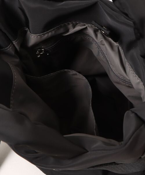 OUTDOOR PRODUCTS(アウトドアプロダクツ)の「【OUTDOOR PRODUCTS / アウトドアプロダクツ】2way Belt Tote Bag / ナイロン ベルト ミニトートバッグ(トートバッグ・メンズ・シルバー/ブラウン/ブラック/アイボリー・FREE)」の7枚目の写真