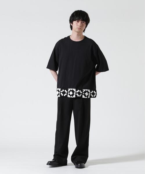 DISCOVERED(ディスカバード)の「DISCOVERED(ディスカバード)別注HEM CROCHET TEE(Tシャツ/カットソー・メンズ・ブラック/ホワイト・3/1)」の4枚目の写真