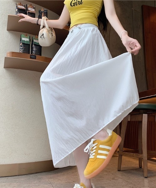 AMAJI(アマジ)の「プラスサイズ ウエストドロスト ポケット付き Aラインスカート(裏地付き)(スカート・レディース・ホワイト/ブラック/ネイビー・X-LARGE/LARGE)」の4枚目の写真