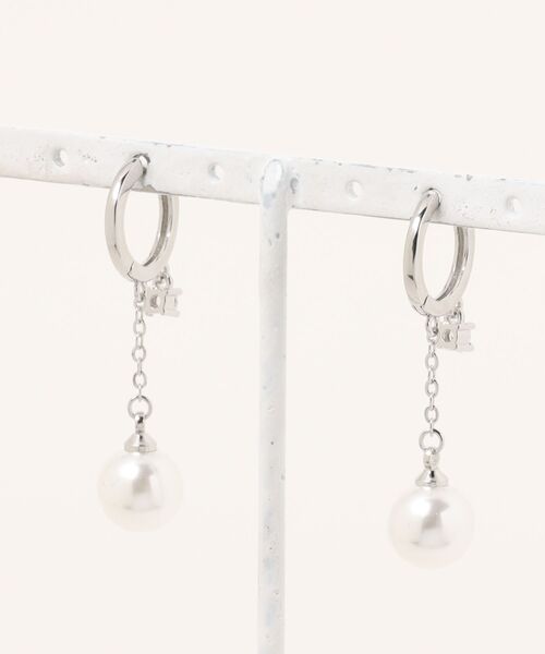 almo(アルモ)の「パール風ドロップシルバーピアス/両耳用/レディース(T3)(ピアス(両耳用)・レディース・シルバー・FREE)」の2枚目の写真