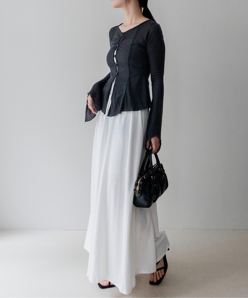 on:nue(オンニュ)の「【on:nue】ストレッチカットフレアマキシスカート /26-27 AW COLLECTION(スカート・レディース・ブラウン/ホワイト/ブラック/グレー・FREE)」の18枚目の写真