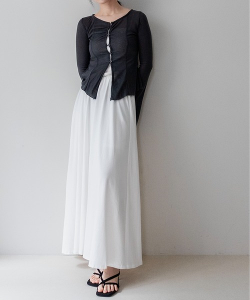 on:nue(オンニュ)の「【on:nue】ストレッチカットフレアマキシスカート /26-27 AW COLLECTION(スカート・レディース・ブラウン/ホワイト/ブラック/グレー・FREE)」の10枚目の写真