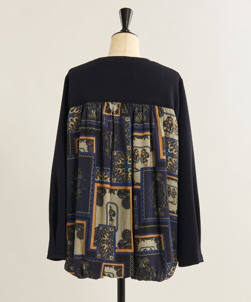 BEARDSLEY(ビアズリー)の「後ろプリントコンビプルオーバー(Tシャツ/カットソー・レディース・ネイビー/キャメル・FREE)」の12枚目の写真