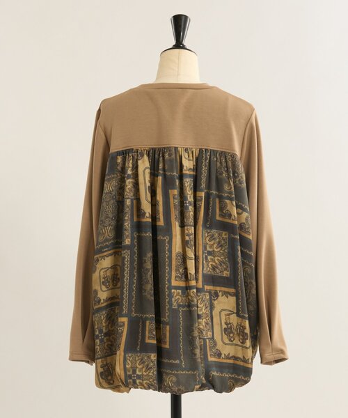 BEARDSLEY(ビアズリー)の「後ろプリントコンビプルオーバー(Tシャツ/カットソー・レディース・ネイビー/キャメル・FREE)」の18枚目の写真