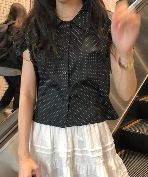 FAVORITO(ファヴォリート)の「襟付きドット柄シャツ(シャツ/ブラウス・レディース・ブラック/ブルー・F)」の14枚目の写真
