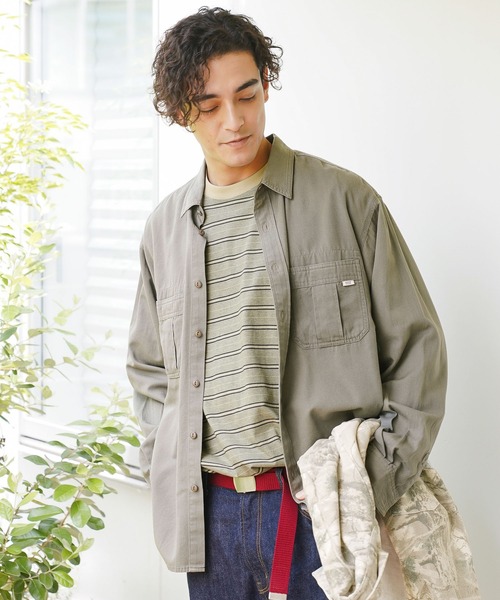 BAYFLOW(ベイフロー)の「GOOD FEELシャツ(シャツ/ブラウス・メンズ・オフホワイト/カーキ/ワイン・MEDIUM/LARGE)」の2枚目の写真