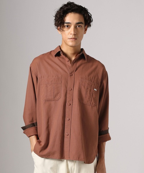 BAYFLOW(ベイフロー)の「GOOD FEELシャツ(シャツ/ブラウス・メンズ・オフホワイト/カーキ/ワイン・MEDIUM/LARGE)」の3枚目の写真