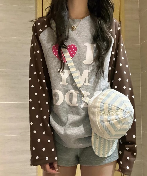 SHERU(シェル)の「ドットスリーブ I?ロゴ ラグランTシャツ(Tシャツ/カットソー・レディース・ブラック/ブラウン・M)」の4枚目の写真