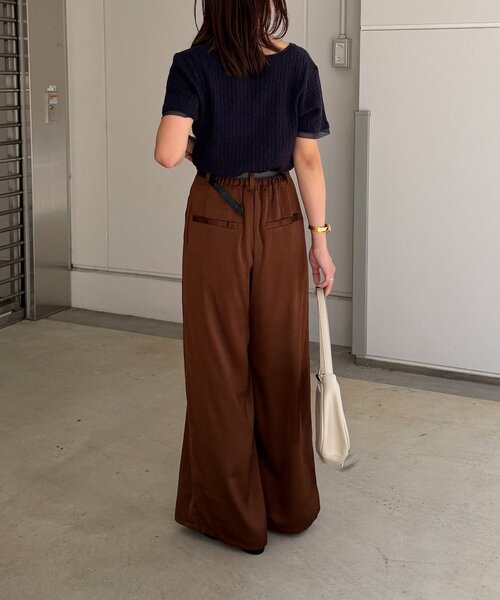 Thevon(ゼボン)の「サテンフロントタックパンツ(その他パンツ・レディース・ブラック/ブラウン・S/M)」の17枚目の写真