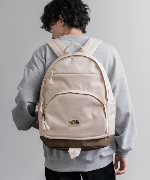 THE NORTH FACE(ザノースフェイス)の「日本未展開モデル THE NORTH FACE ザ・ノースフェイス WHITE LABEL ホワイトレーベル STANDARD BACKPACK M バックパック/リュック(バックパック/リュック・メンズ・クリーム/ブラック・FREE)」の5枚目の写真