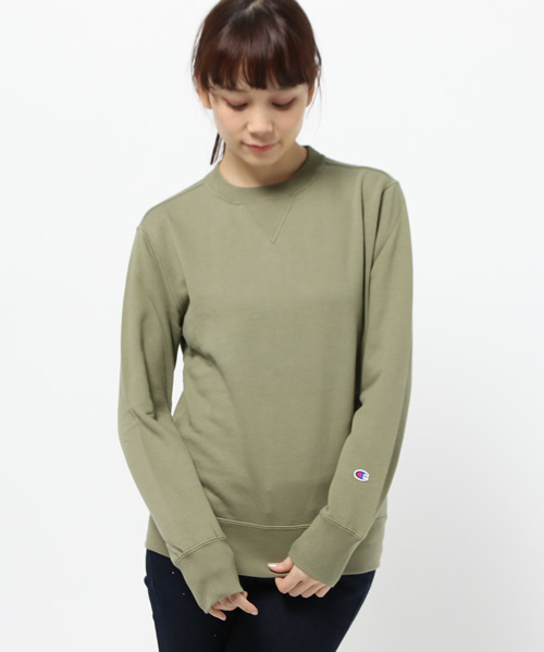 Champion(チャンピオン)の「【CHAMPION】無地スウェットプルオーバー(パーカー・レディース・ホワイト/グレー/ベージュ/ネイビー/オリーブ/ブラック・SMALL/MEDIUM/LARGE)」の6枚目の写真