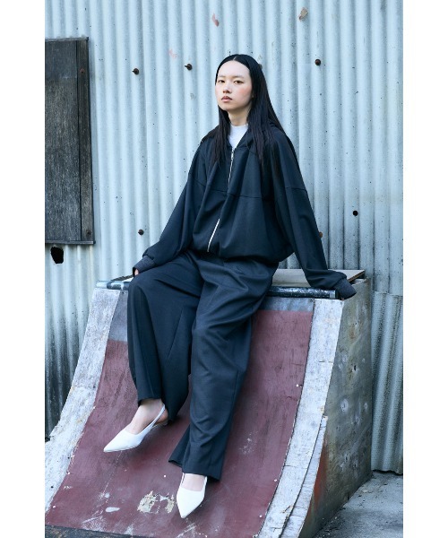 ENFOLD(エンフォルド)の「T/W/Rカルゼ Semi easy CP fig PT(その他パンツ・レディース・チャコールグレー/ダークネイビー・36/38/34)」の3枚目の写真