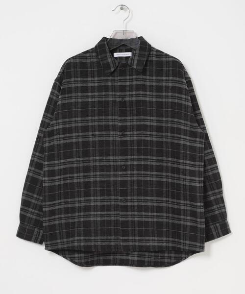 URBAN RESEARCH(アーバンリサーチ)の「MOLE CLASSIC SHIRTS(シャツ/ブラウス・メンズ・ブルー/グレー系その他/ブラウン/ブラック・MEDIUM/LARGE)」の21枚目の写真