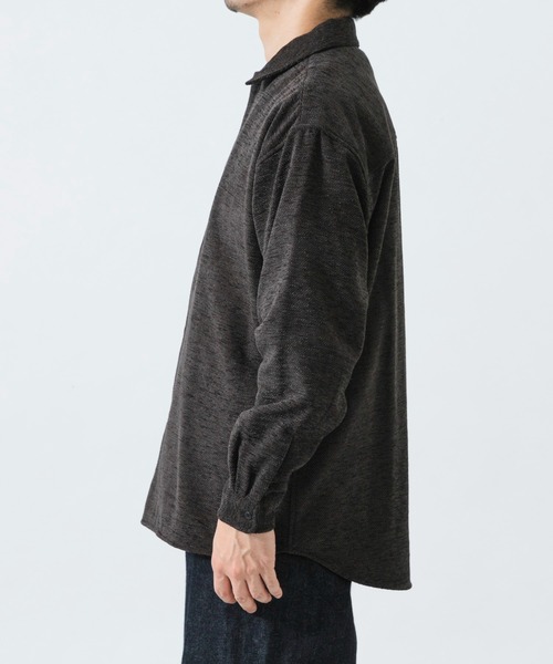 URBAN RESEARCH(アーバンリサーチ)の「MOLE CLASSIC SHIRTS(シャツ/ブラウス・メンズ・ブルー/グレー系その他/ブラウン/ブラック・MEDIUM/LARGE)」の6枚目の写真