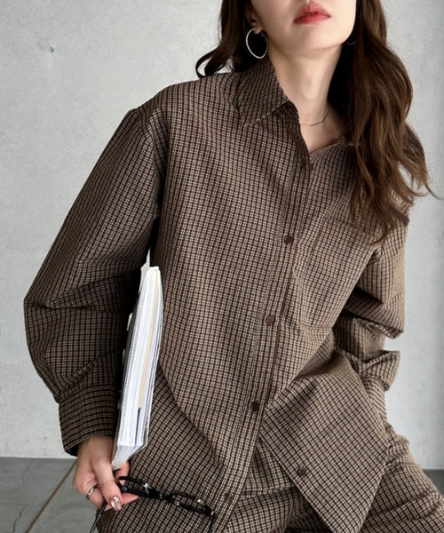 TREOVER（トレオーバー）の「抜け感をプラスするオーバーサイズシャツ（シャツ/ブラウス・レディース・ベージュ系その他/ブラウン系/ブルー系/ベージュ系その他2・FREE）」の21枚目の写真