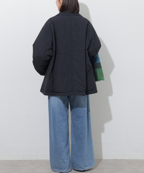 JOURNAL STANDARD relume(ジャーナルスタンダード レリューム)の「撥水ナイロン中綿シャツブルゾン(その他アウター・レディース・アイボリー/ブラック・FREE)」の4枚目の写真