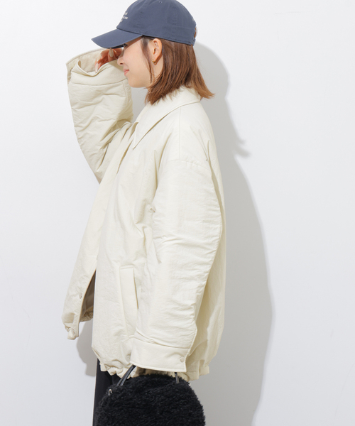 JOURNAL STANDARD relume(ジャーナルスタンダード レリューム)の「撥水ナイロン中綿シャツブルゾン(その他アウター・レディース・アイボリー/ブラック・FREE)」の13枚目の写真