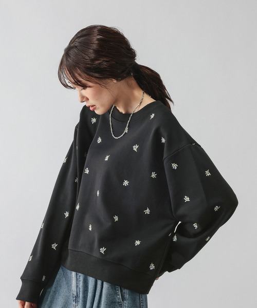 GLOBAL WORK(グローバルワーク)の「乾きやすい刺繍スウェット/1067225(Tシャツ/カットソー・レディース・ライトグレー/ブラック・MEDIUM/LARGE)」の7枚目の写真