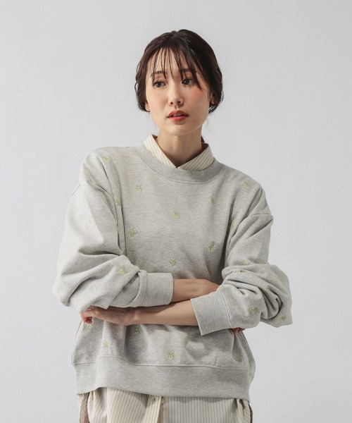 GLOBAL WORK(グローバルワーク)の「乾きやすい刺繍スウェット/1067225(Tシャツ/カットソー・レディース・ライトグレー/ブラック・MEDIUM/LARGE)」の11枚目の写真