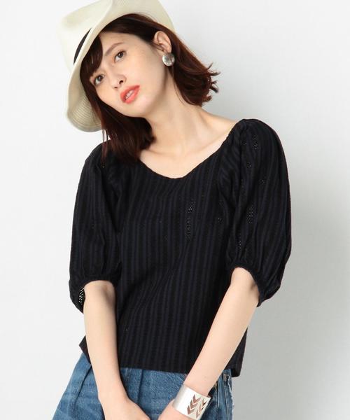 Another Edition（アナザーエディション）の「アイレットスリーブブラウス/AEBＦC  アイレット ST BLUS◆（シャツ/ブラウス・レディース・オフホワイト/ネイビー・FREE）」の3枚目の写真