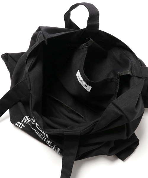LEPSIM（レプシィム）の「LPイニシャルTOTE AW　727983（トートバッグ・レディース・R/Y/その他/M/S/A・ONE SIZE）」の10枚目の写真
