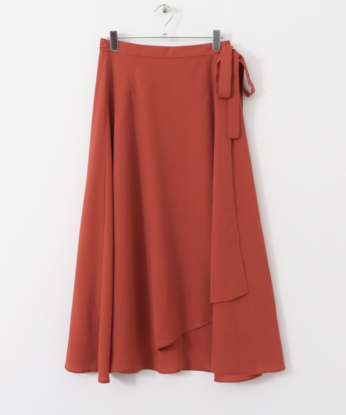 KBF+（ケービーエフプラス）の「KBF+ ラップロングSK（スカート・レディース・ライトベージュ/レッド/ブルー・ONE）」の5枚目の写真