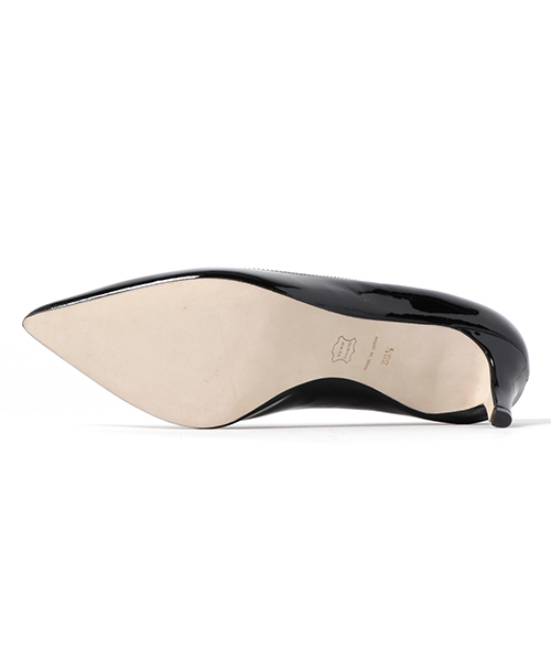 STUDIOUS SELECT（ステュディオスセレクト）の「【EXTRAODINARY JANE】PATENT ROW PUMPS（パンプス・レディース・ブラック/ベージュ・1/2/3）」の4枚目の写真