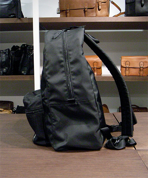 PORTER（ポーター）の「PORTER ROUND DAYPACK <B印 YOSHIDA