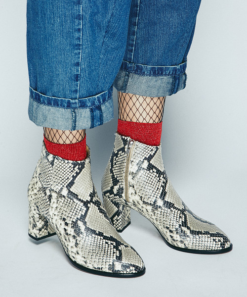 HYSTERIC GLAMOUR(ヒステリックグラマー)の「USED加工デニム ペインターパンツ(デニムパンツ・レディース・インディゴブルー・24inch/25inch/26inch/27inch/28inch)」の3枚目の写真