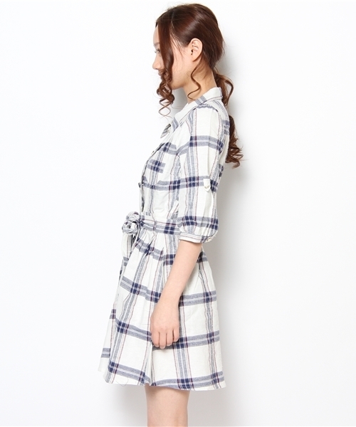 Aunt Marie's(アントマリーズ)の「【AUNT MARIE'S】チェックスカラップワンピース(ワンピース・レディース・ベージュ/ネイビー/グリーン・FREE)」の5枚目の写真