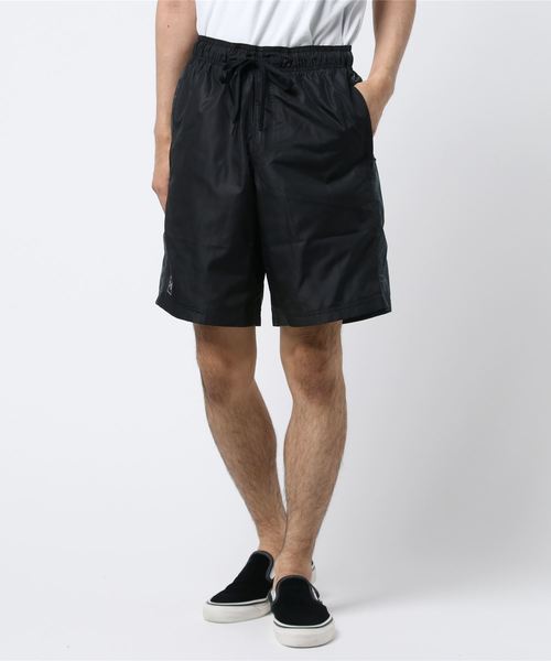UNDER ARMOUR（アンダーアーマー）の「アンダーアーマー ウインドハーフパンツ UASPORTSTYLEWINDSHORT 1306478（その他パンツ・メンズ・ダークグリーン/グレー/ブラック×グレー・LL/3L/S/M/L）」の2枚目の写真