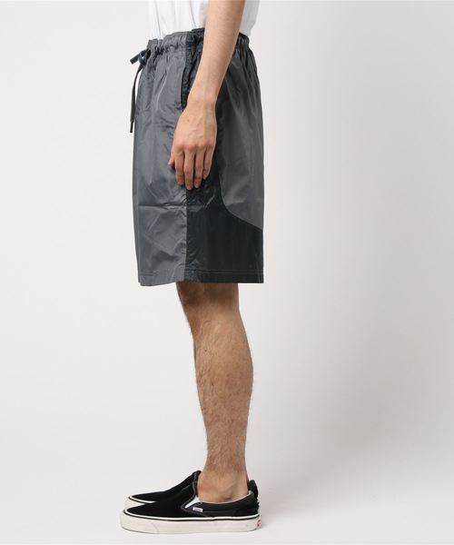 UNDER ARMOUR（アンダーアーマー）の「アンダーアーマー ウインドハーフパンツ UASPORTSTYLEWINDSHORT 1306478（その他パンツ・メンズ・ダークグリーン/グレー/ブラック×グレー・LL/3L/S/M/L）」の4枚目の写真