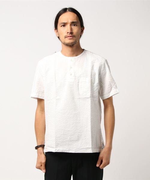 L&HARMONY(エルアンドハーモニー)の「プルオーバークルーネック半袖シアサッカーシャツ(シャツ/ブラウス・メンズ・ホワイト/ネイビー・MEDIUM/LARGE)」の3枚目の写真