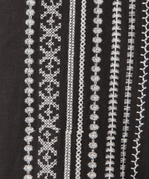 niko and...（ニコアンド）の「インドワイド刺繍シャツ（シャツ/ブラウス・メンズ・ホワイト/ブラウン/カーキ/チャコール・MEDIUM/LARGE）」の18枚目の写真