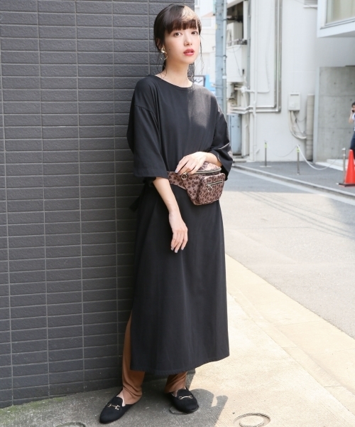 LOWRYS FARM（ローリーズファーム）の「カラーワンピースＳＳ／Ｍ　808792（ワンピース・レディース・パープル/ブラウン/アイボリー/カーキ/ブラック・MEDIUM/LARGE）」の2枚目の写真