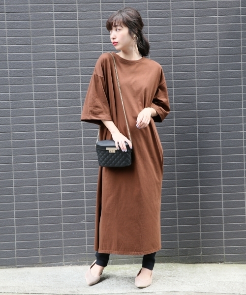 LOWRYS FARM（ローリーズファーム）の「カラーワンピースＳＳ／Ｍ　808792（ワンピース・レディース・パープル/ブラウン/アイボリー/カーキ/ブラック・MEDIUM/LARGE）」の17枚目の写真