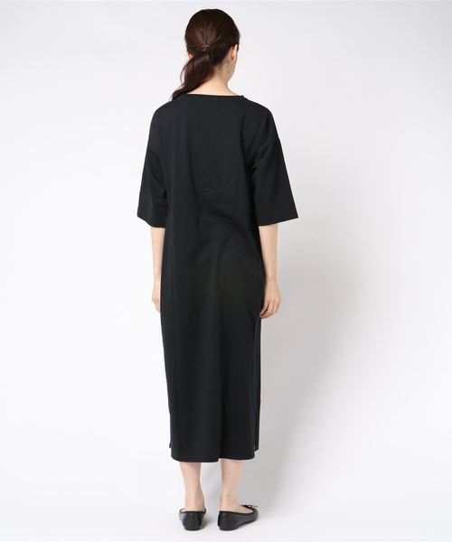 LOWRYS FARM（ローリーズファーム）の「カラーワンピースＳＳ／Ｍ　808792（ワンピース・レディース・パープル/ブラウン/アイボリー/カーキ/ブラック・MEDIUM/LARGE）」の7枚目の写真