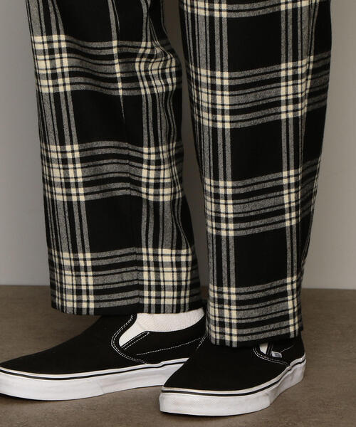 green label relaxing（グリーンレーベルリラクシング）の「CM KINLOCH ANDERSON ｳｰﾙﾁｪｯｸ FULL-CUT パンツ ◆（その他パンツ・メンズ・ベージュ/ブラック・L/M/S）」の9枚目の写真