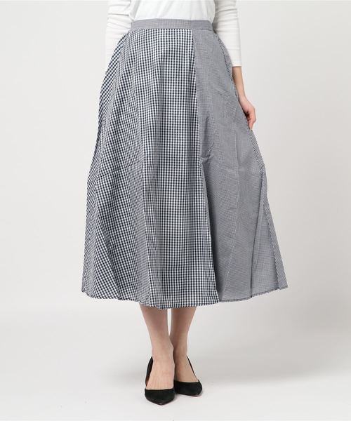 STYLEBLOCK(スタイルブロック)の「先染めギンガムチェック切替フレアロングスカート(スカート・レディース・ブラック/ネイビー/ブルー・M)」の3枚目の写真