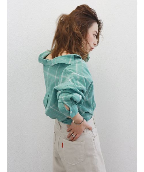Ungrid（アングリッド）の「ビッグルーズチェックシャツ（シャツ/ブラウス・レディース・オフホワイト/グリーン/ベージュ・FREE）」の16枚目の写真
