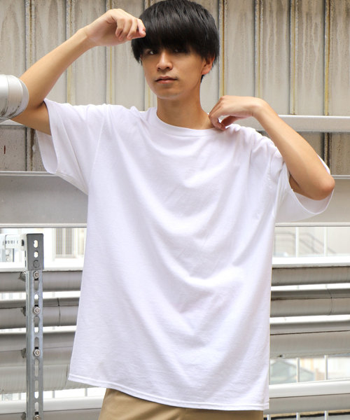 GILDAN（ギルダン）の「GILDAN/ギルダン ビッグシルエット USAフィット 1/2スリーブＴシャツ/無地T（Tシャツ/カットソー・メンズ・ネイビー/チャコール/ブラック/ピンク/ブラウン/サックスブルー/ホワイト/ベージュ/オレンジ/グレー/レッド/イエロー/パープル/ブルー/ワイン/ダークグリーン・M/L/XL）」の2枚目の写真