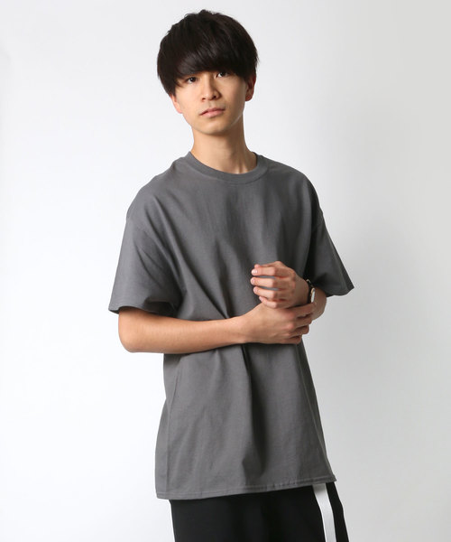 GILDAN（ギルダン）の「GILDAN/ギルダン ビッグシルエット USAフィット 1/2スリーブＴシャツ/無地T（Tシャツ/カットソー・メンズ・ネイビー/チャコール/ブラック/ピンク/ブラウン/サックスブルー/ホワイト/ベージュ/オレンジ/グレー/レッド/イエロー/パープル/ブルー/ワイン/ダークグリーン・M/L/XL）」の5枚目の写真