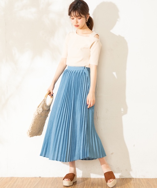 natural couture(ナチュラルクチュール)の「ワンショルストラップテレコTシャツ(Tシャツ/カットソー・レディース・ブラック/ベージュ/ブラウン/サックスブルー/アイボリー・FREE)」の20枚目の写真