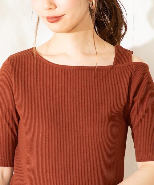 natural couture(ナチュラルクチュール)の「ワンショルストラップテレコTシャツ(Tシャツ/カットソー・レディース・ブラック/ベージュ/ブラウン/サックスブルー/アイボリー・FREE)」の12枚目の写真