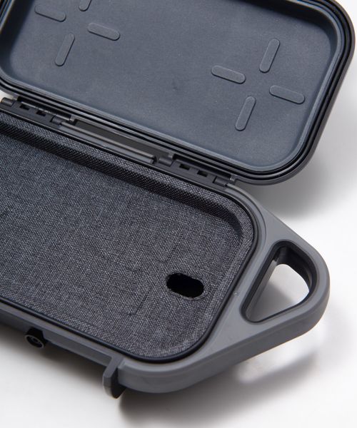 PELICAN(ペリカン)の「PELICAN / G40 Personal Utility Go Case 防水ガジェットケース(スマホグッズ・メンズ・グレー/ライトピンク/グレー系その他/ライム/ホワイト・ONE SIZE)」の7枚目の写真
