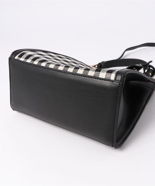 INTERPLANET(インタープラネット)の「合皮*キャンバスミニBAG(ショルダーバッグ・レディース・ブラック系その他/ブラック/キャメル・フリー)」の5枚目の写真