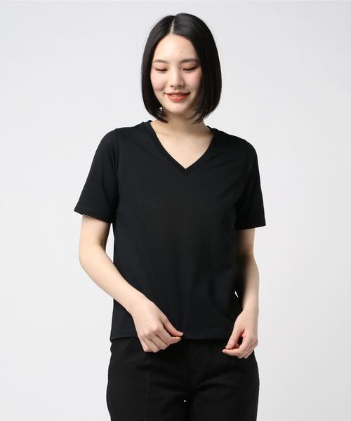 three dots(スリードッツ)の「Powdery cotton s/s v-neck tee(Tシャツ/カットソー・レディース・ホワイト/ブラック/ネイビー・X-SMALL/SMALL)」の3枚目の写真